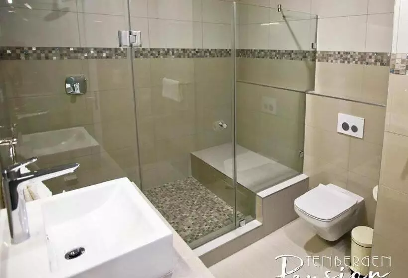 هتل Tenbergen Pension