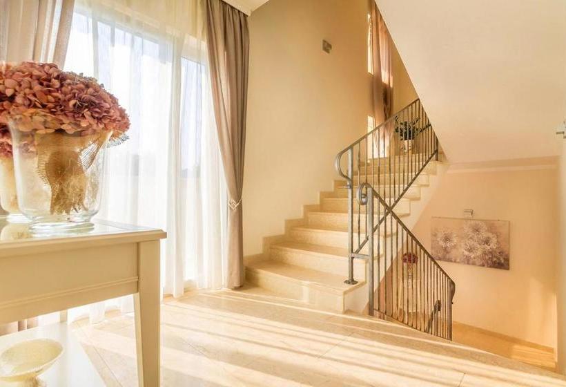 Luxury Apartments Villa Mande