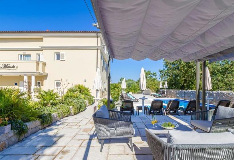 Luxury Apartments Villa Mande