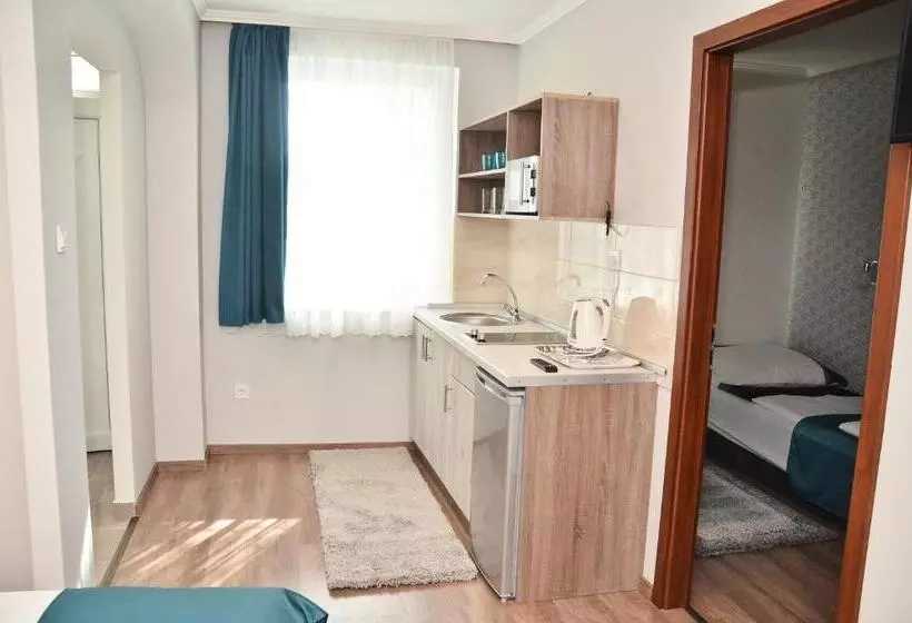 Média Panzió és Apartmanház