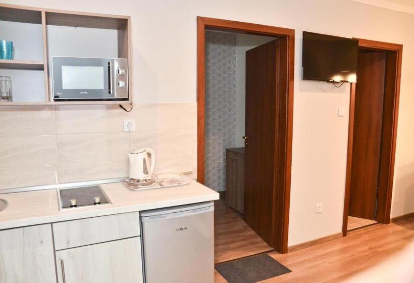 Média Panzió és Apartmanház