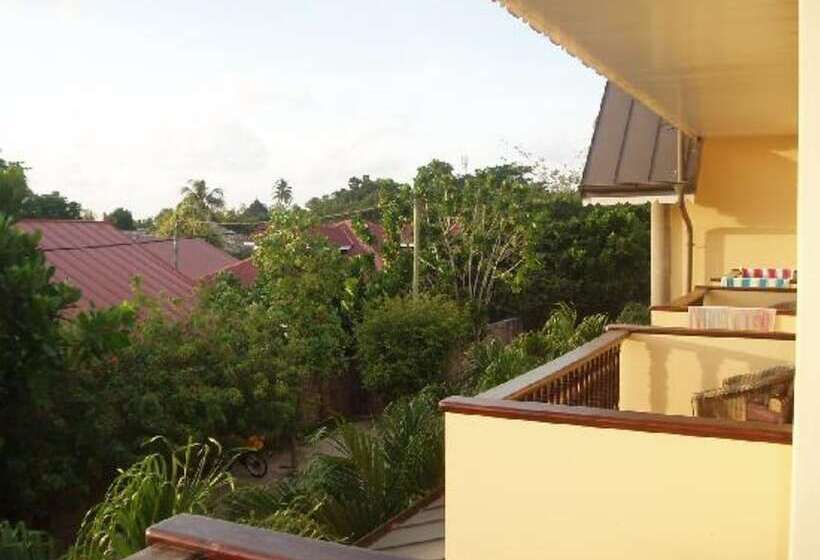 پانسیون Gregoire's Apartments