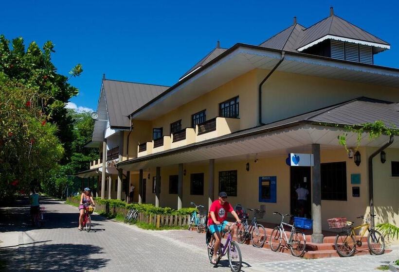 پانسیون Gregoire's Apartments