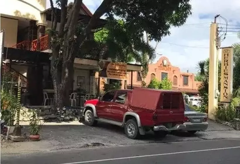 Majatalo Herbies Mansion