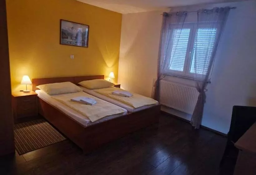 Majatalo Plitvice Palace