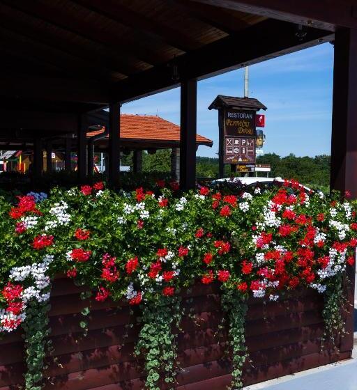 Пансион Plitvice Palace