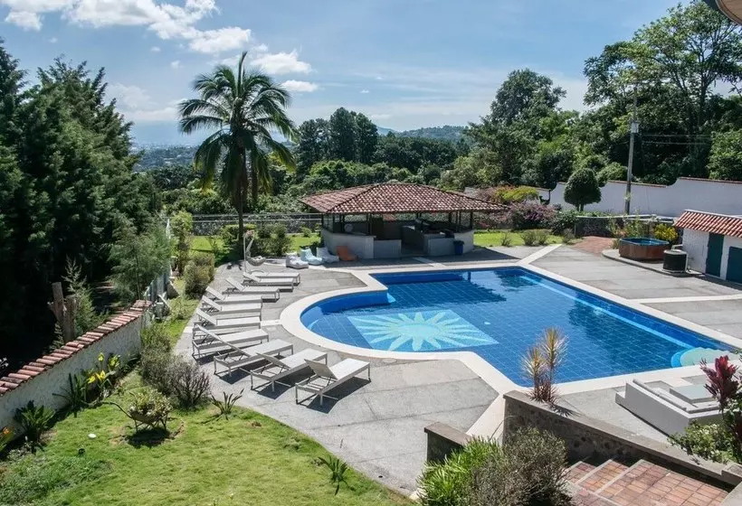 پانسیون Soapberry House Escazu