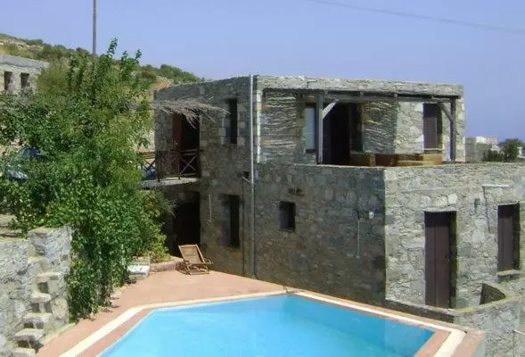 Pyrgos Traditional Village