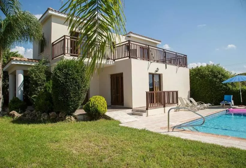 Coral Bay Sunlove Villa