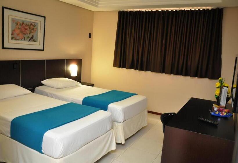 هتل Crystal Plaza