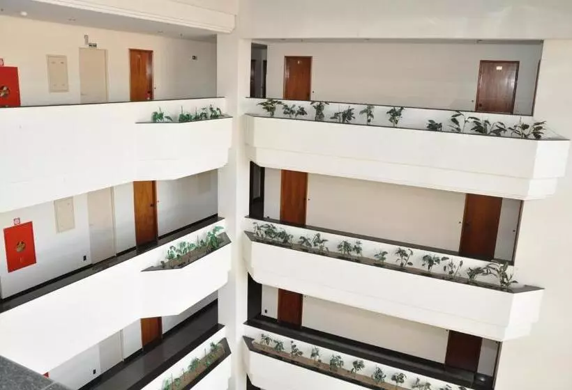 ホテル Crystal Plaza