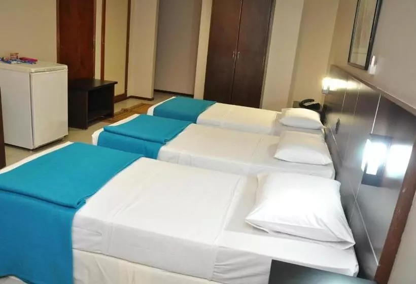 ホテル Crystal Plaza