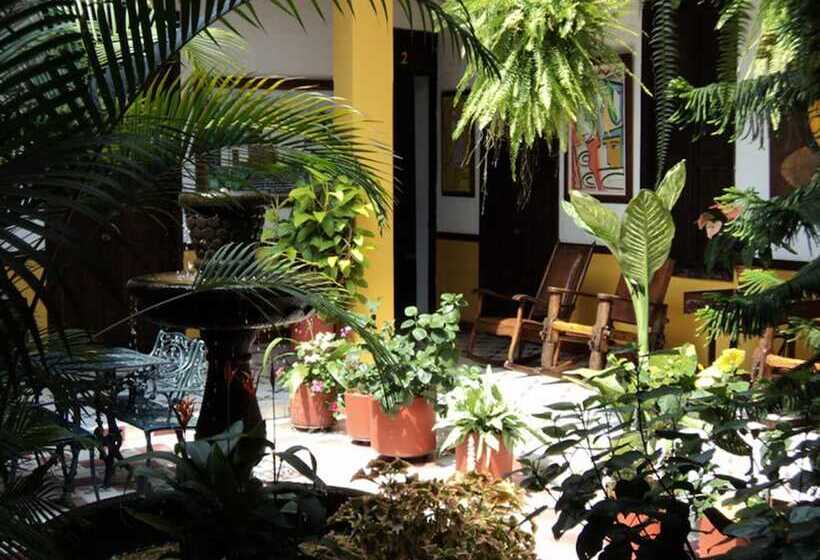 هتل Posada De San Antonio