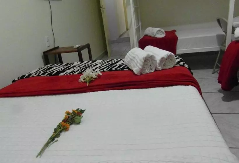 ホテル Pousada Distrito Federal