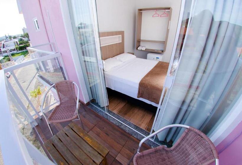 בית מלון כפרי Pousada Rosa