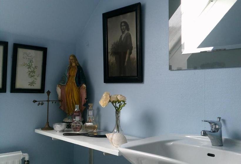 פנסיון The Little Guesthouse