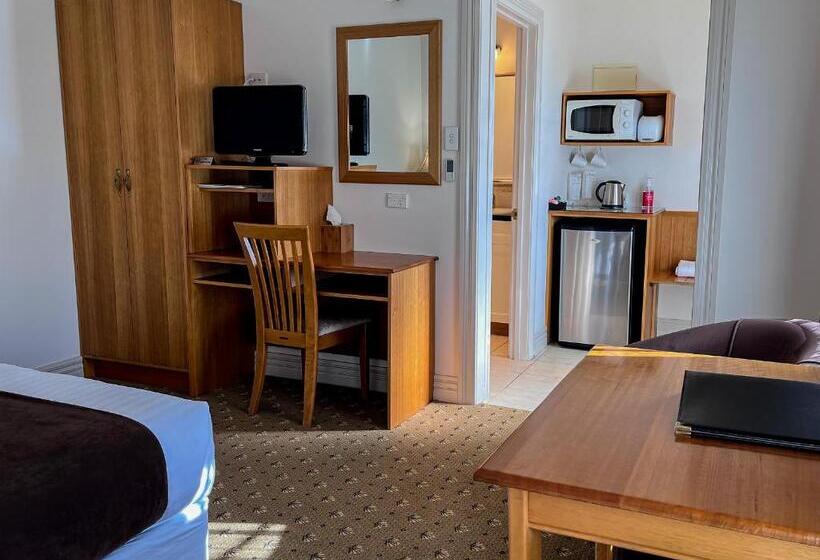 ホテル Riverview At Ross