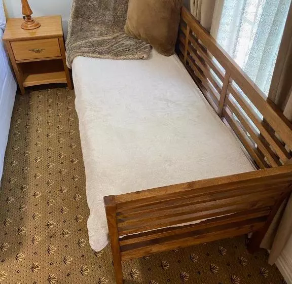 Hotelli Riverview At Ross