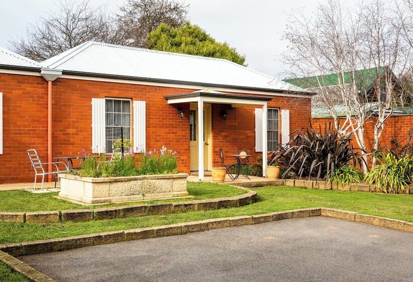 ホテル Riverview At Ross