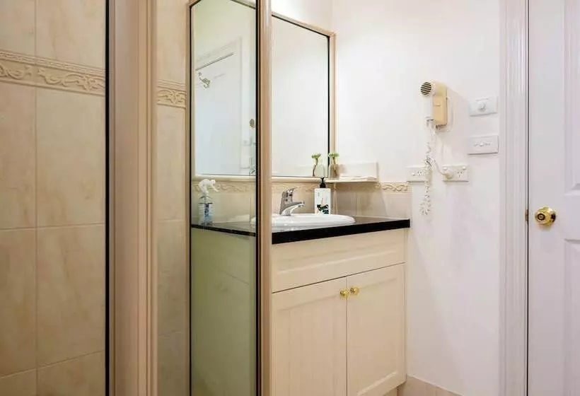 Hotelli Riverview At Ross