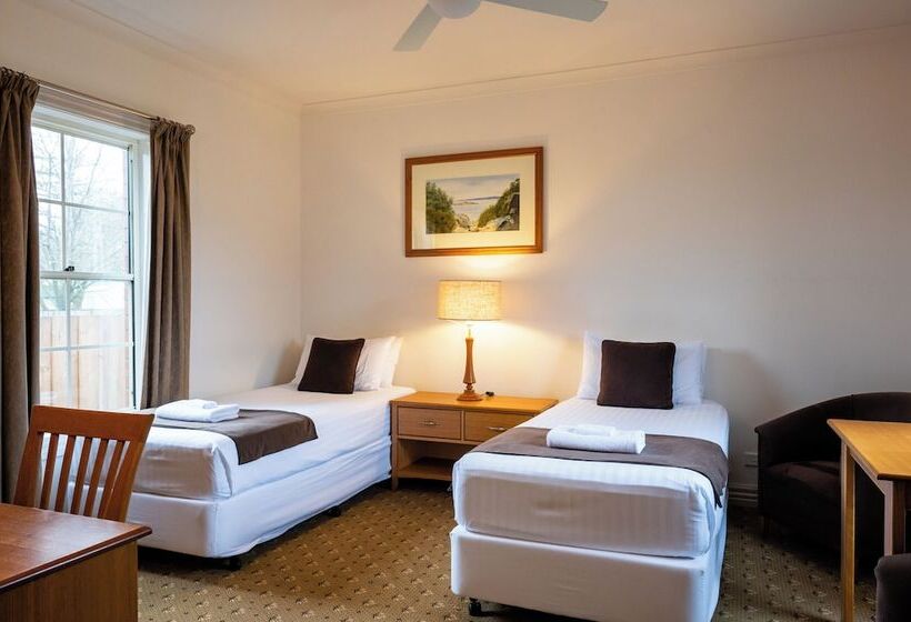 ホテル Riverview At Ross