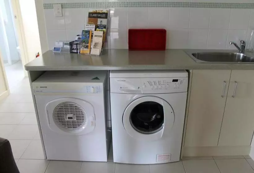 Aamiaismajoitus (B&B) Lyreen's Apartment