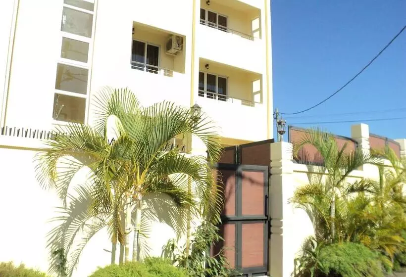 Monalysa St Honoré Apartment & Studio