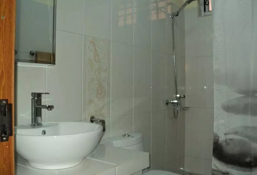 Monalysa St Honoré Apartment & Studio