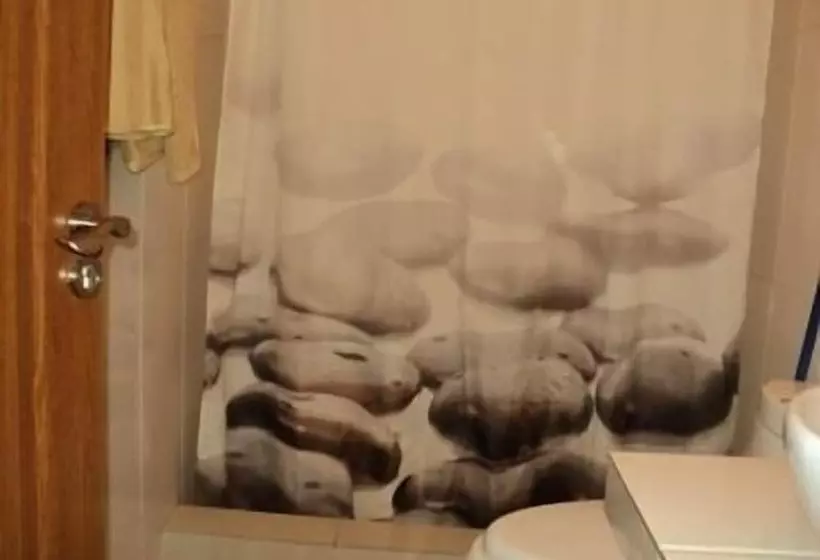 Monalysa St Honoré Apartment & Studio