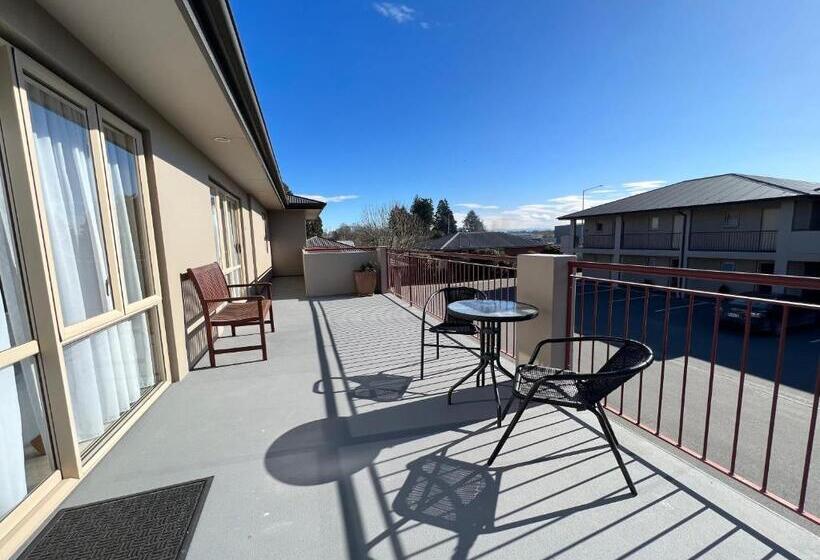 מוטל The Suites Ashburton