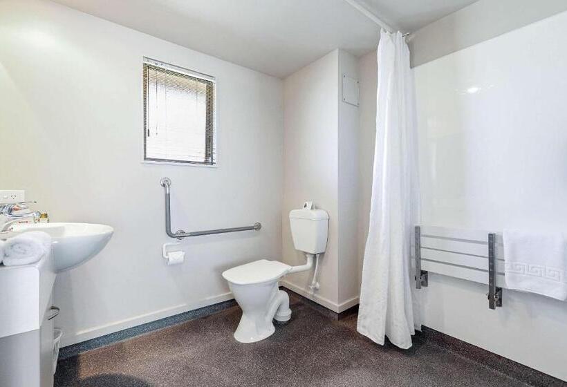 מוטל The Suites Ashburton