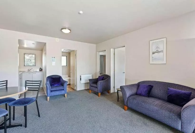 Motelli The Suites Ashburton