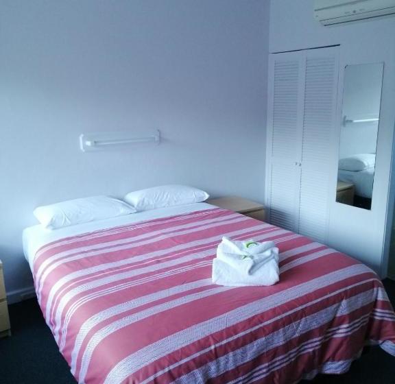 모텔 Mount Beauty Motor Inn