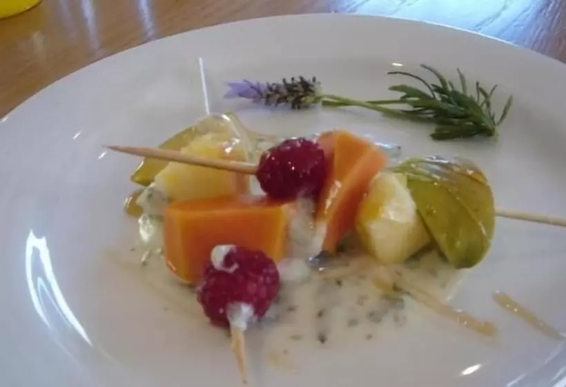 Majatalo Baleia Guest Lodge