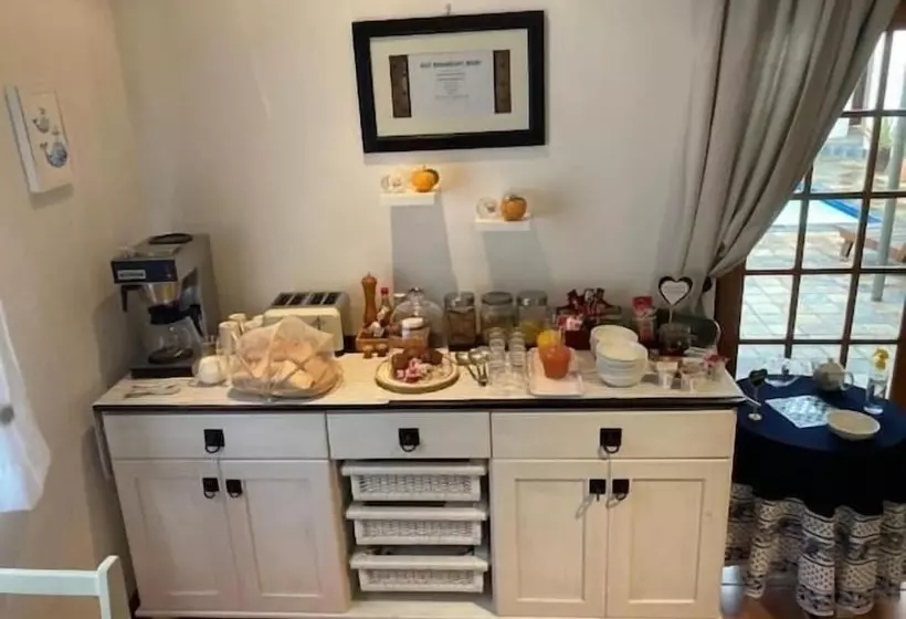 Majatalo Baleia Guest Lodge