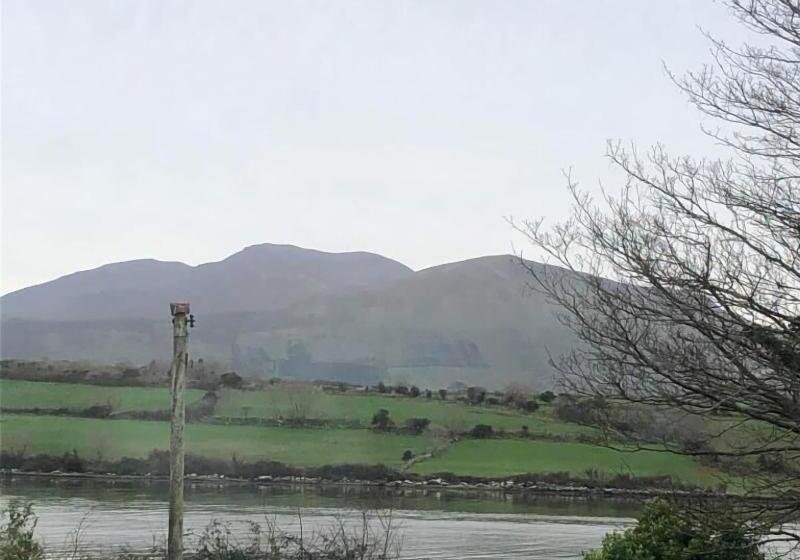 פנסיון O Connors Guesthouse