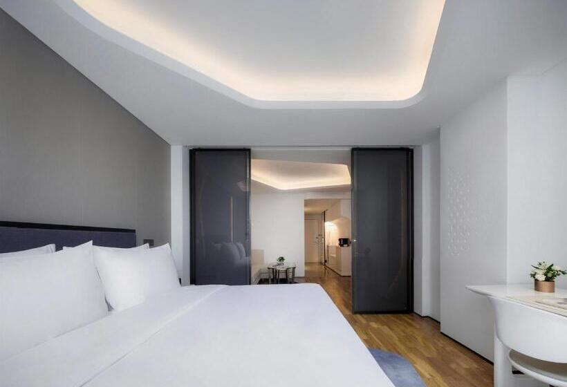 Flyzoo Hotel Alibaba Future