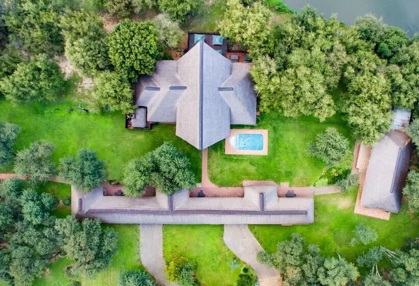 Hotelli Elgro River Lodge