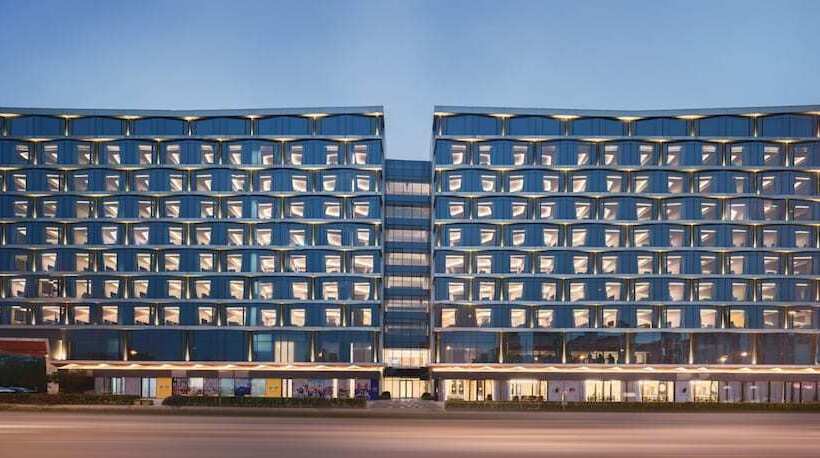 Flyzoo Hotel Alibaba Future