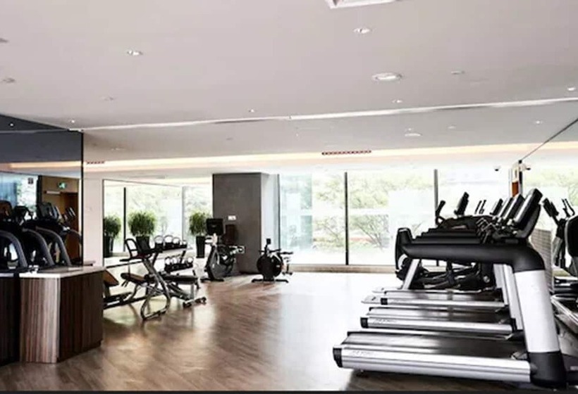 Flyzoo Hotel Alibaba Future