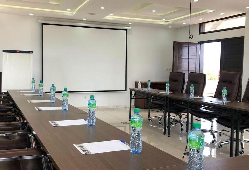 هتل Hôtel Colonia