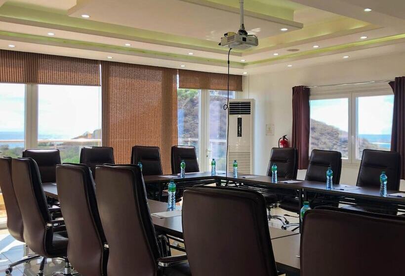 هتل Hôtel Colonia