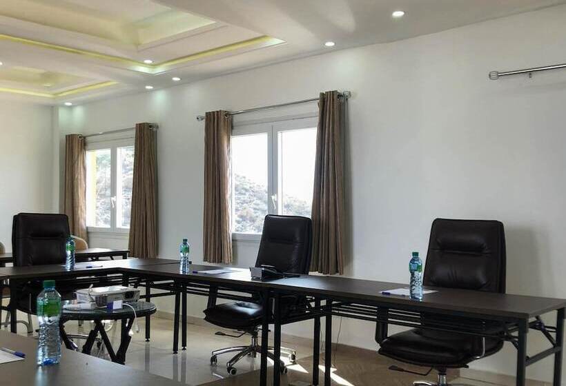 هتل Hôtel Colonia