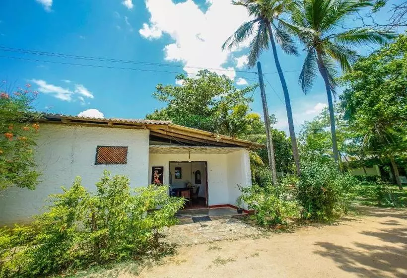 هتل Nilaveli Corridor