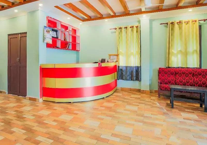 هتل Spot On 437 Gairibari Resort