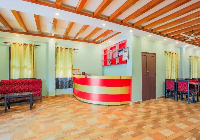 هتل Spot On 437 Gairibari Resort