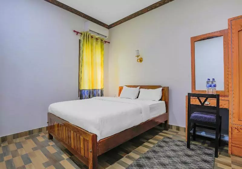 هتل Spot On 437 Gairibari Resort