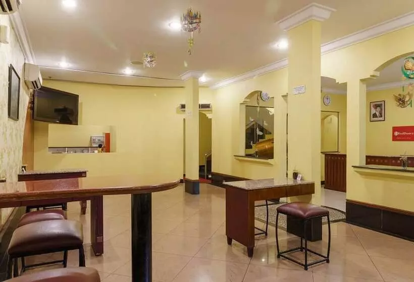 Majatalo Reddoorz Plus Near Ancol