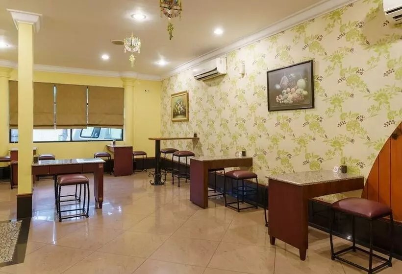 Majatalo Reddoorz Plus Near Ancol