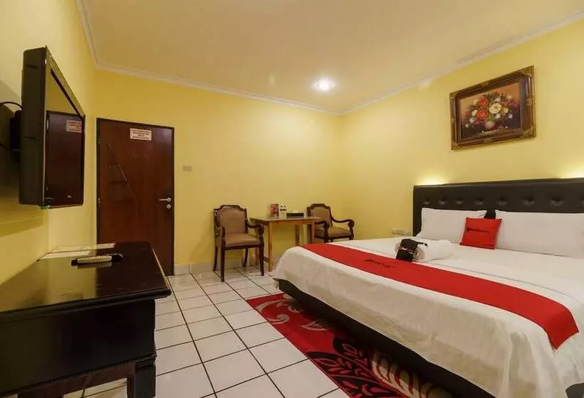 Majatalo Reddoorz Plus Near Ancol